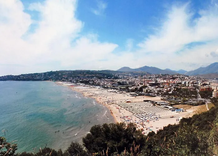 Alojamento de Acomodação e Pequeno-almoço I Due Mari Gaeta